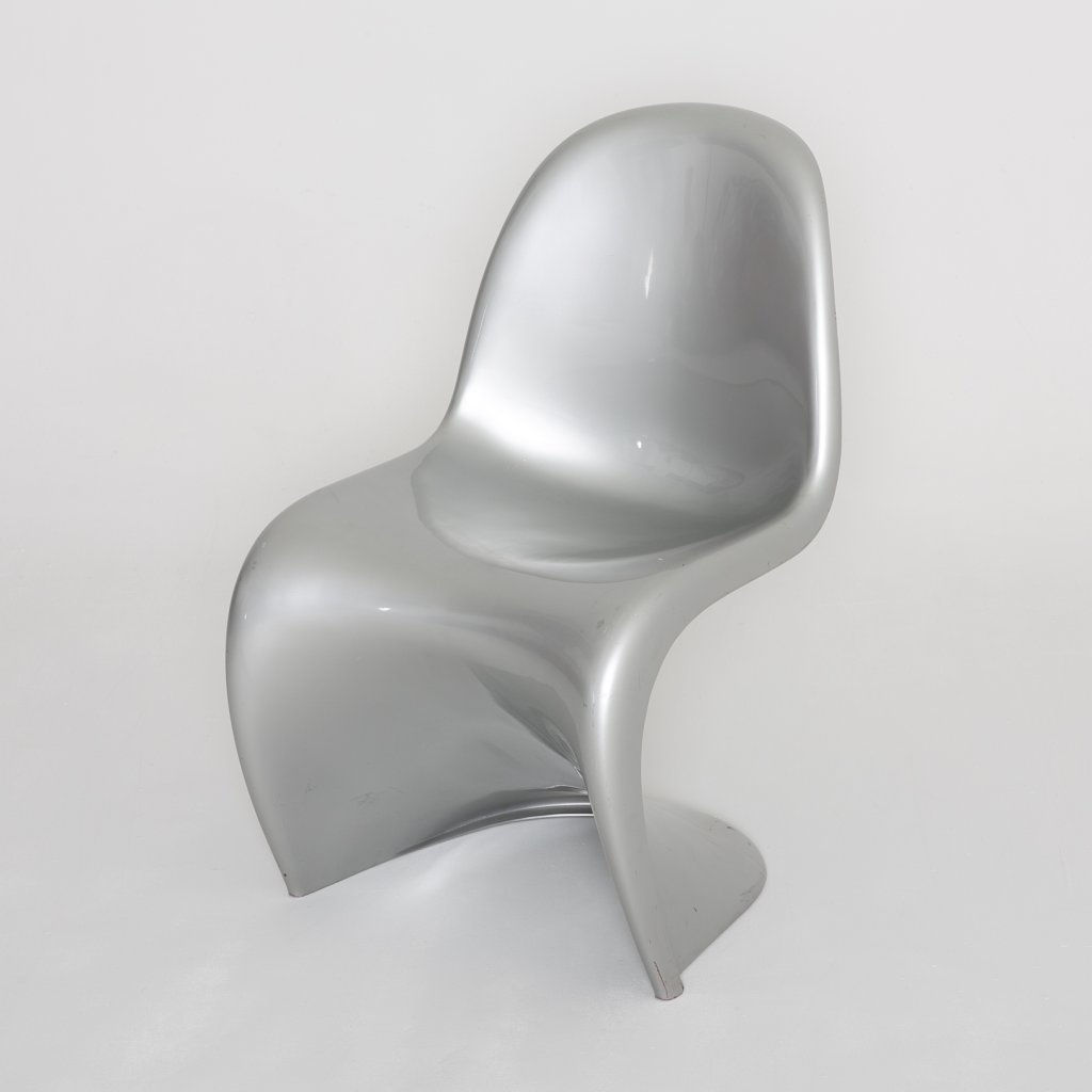 S-chair