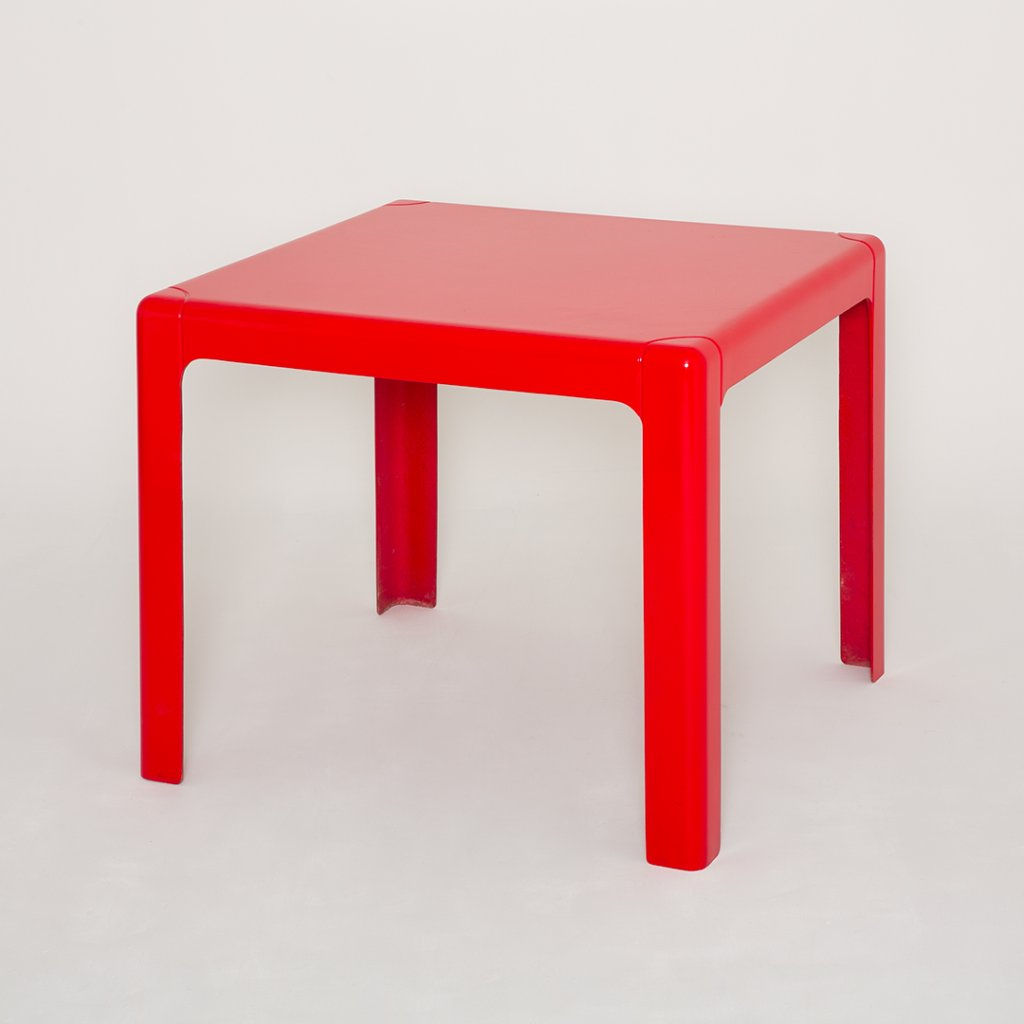 Table berthier rouge