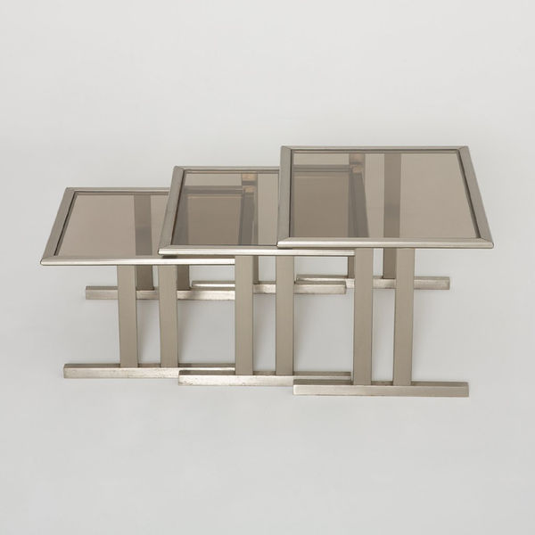 Table gigogne