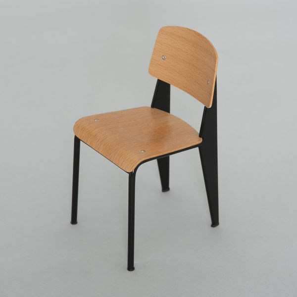 Standard Chair
