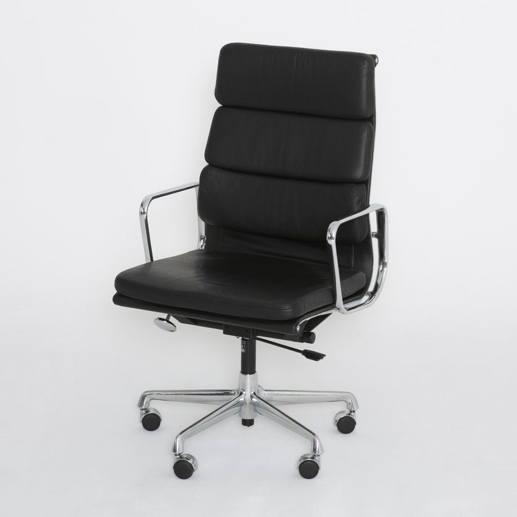 Soft Pad Chairs EA 219