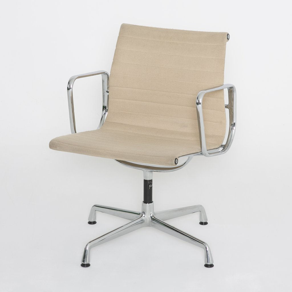 ALUMINIUM CHAIR EA 104