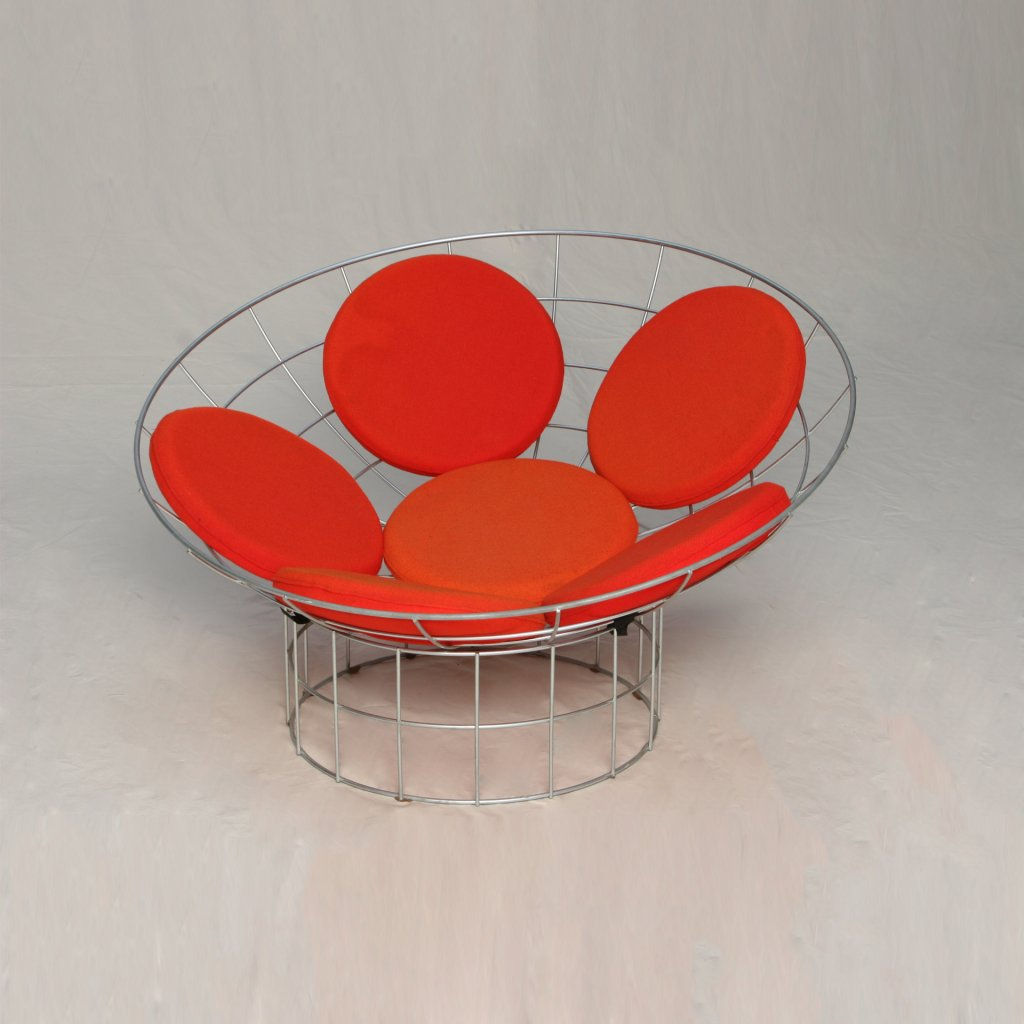 Peacok-chair