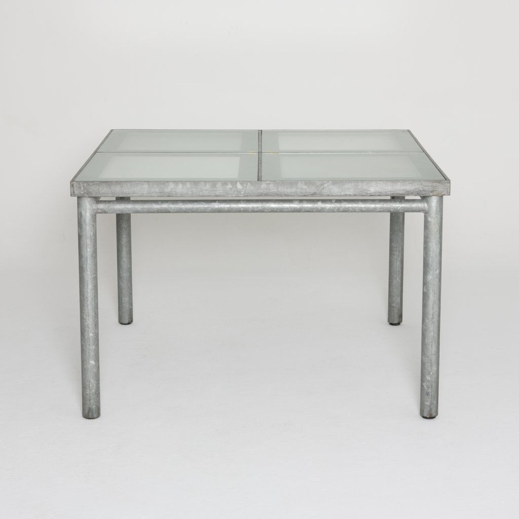 Table CLM-BBDO petit modele