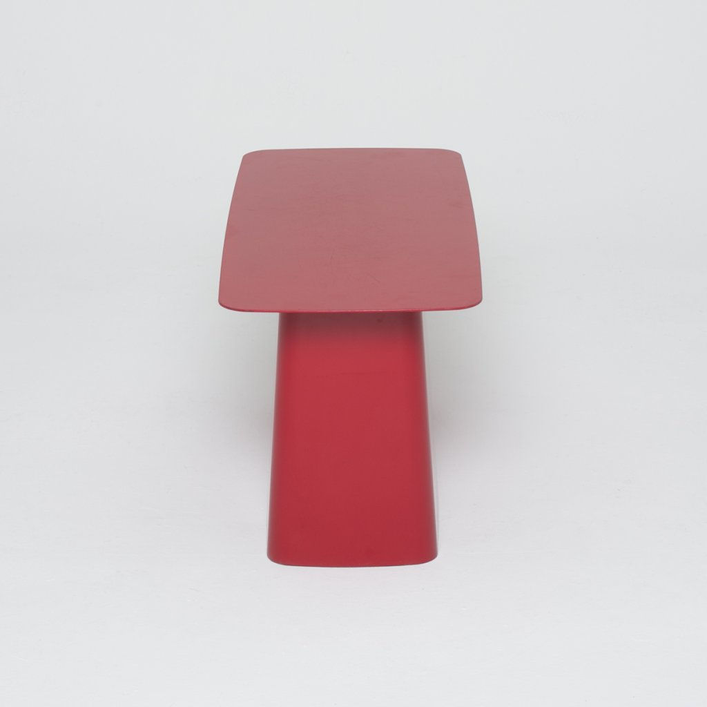 Metal Side Table (grande)