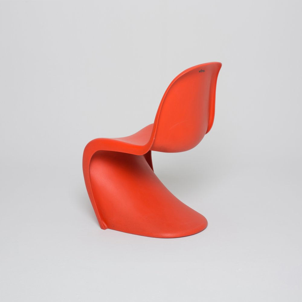 S chair