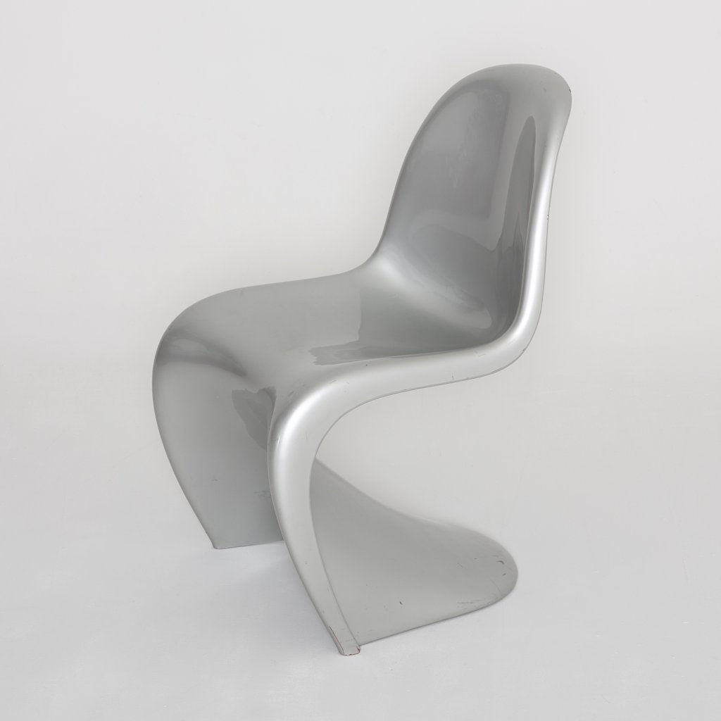 S-chair
