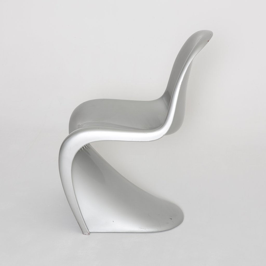 S-chair