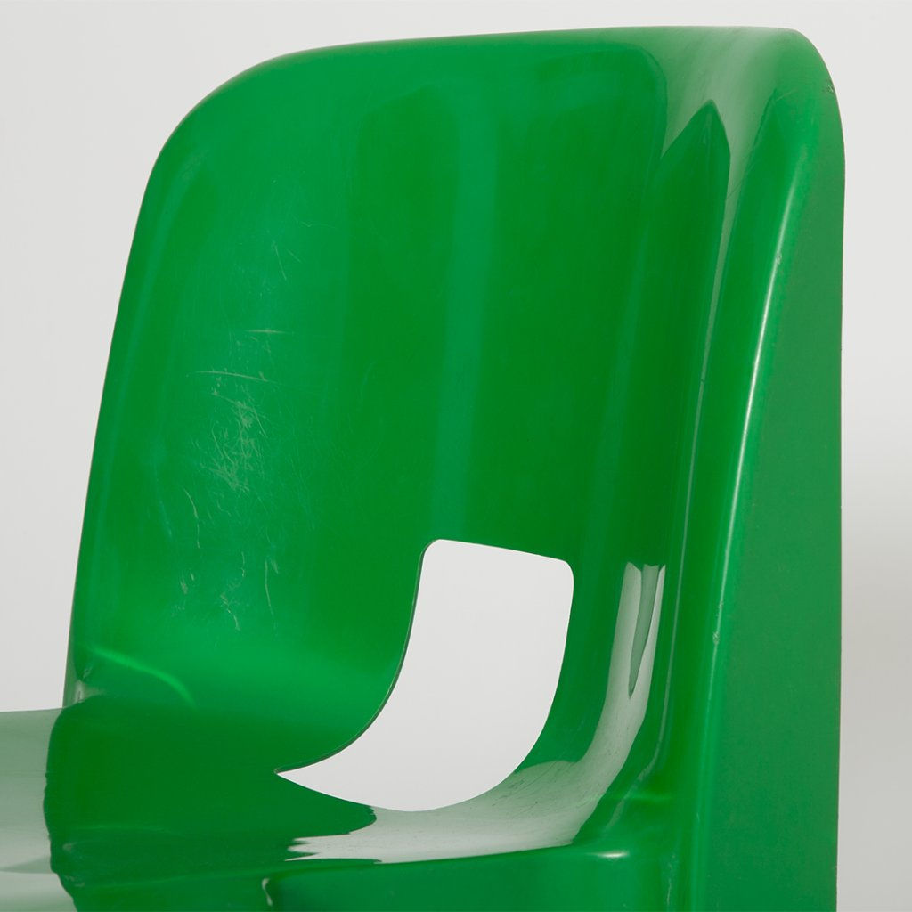 universale chair