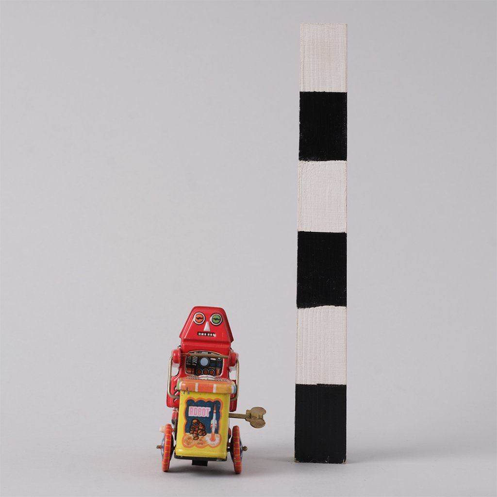 6302