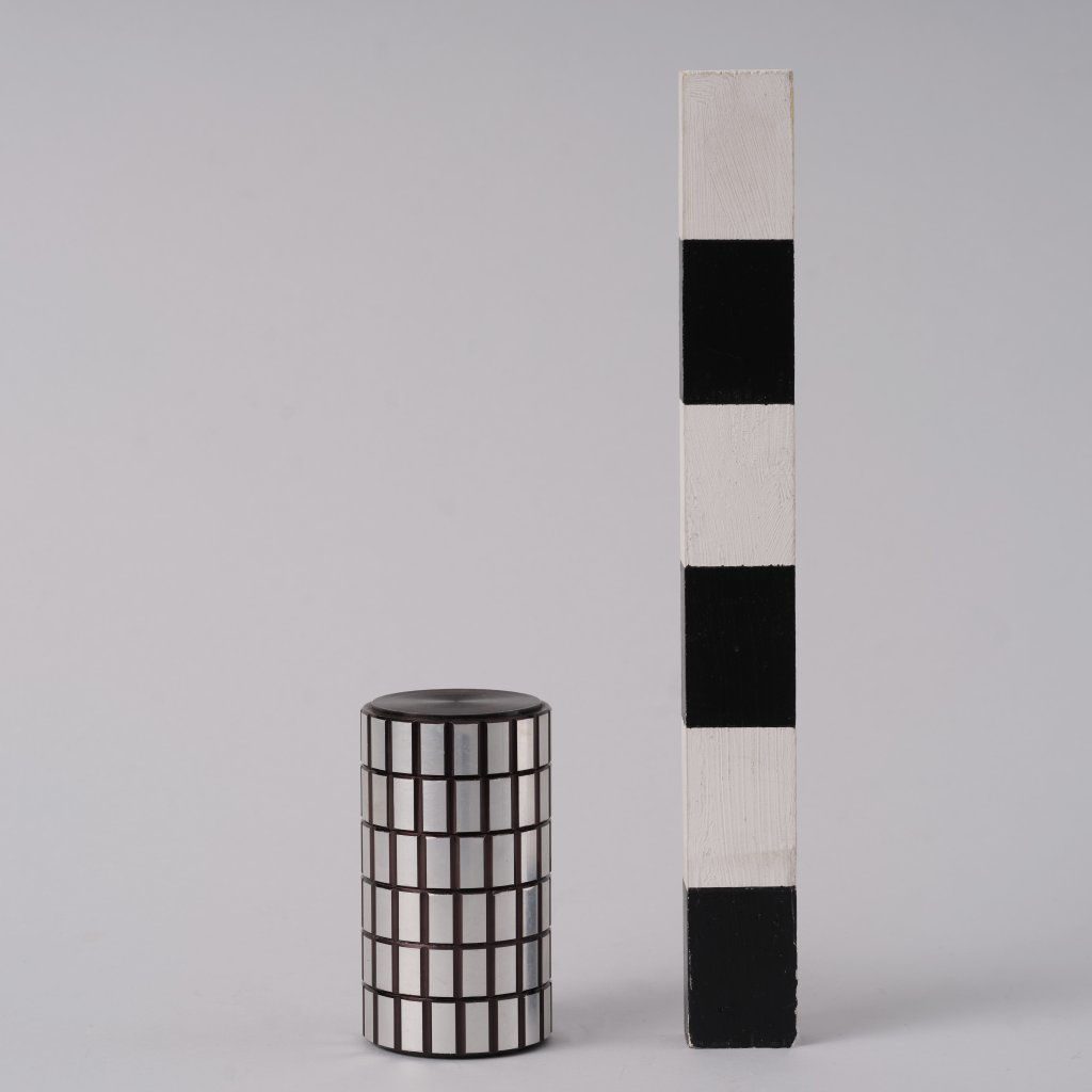 briquet et cendrier de table