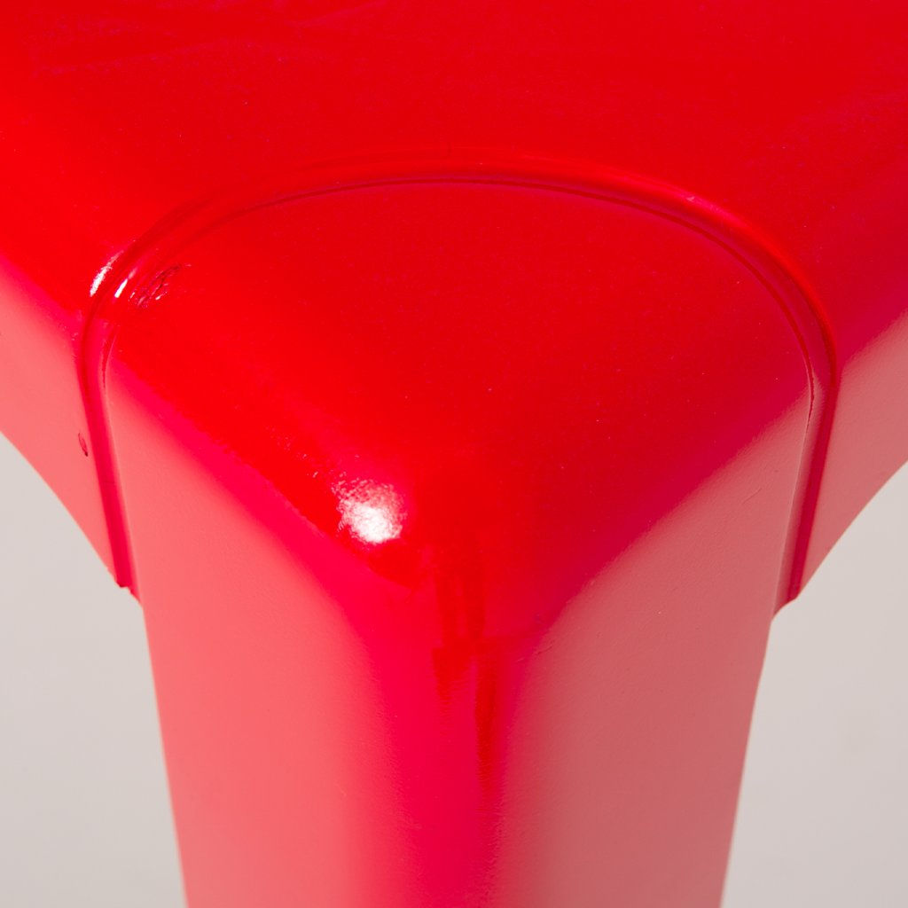 Table berthier rouge
