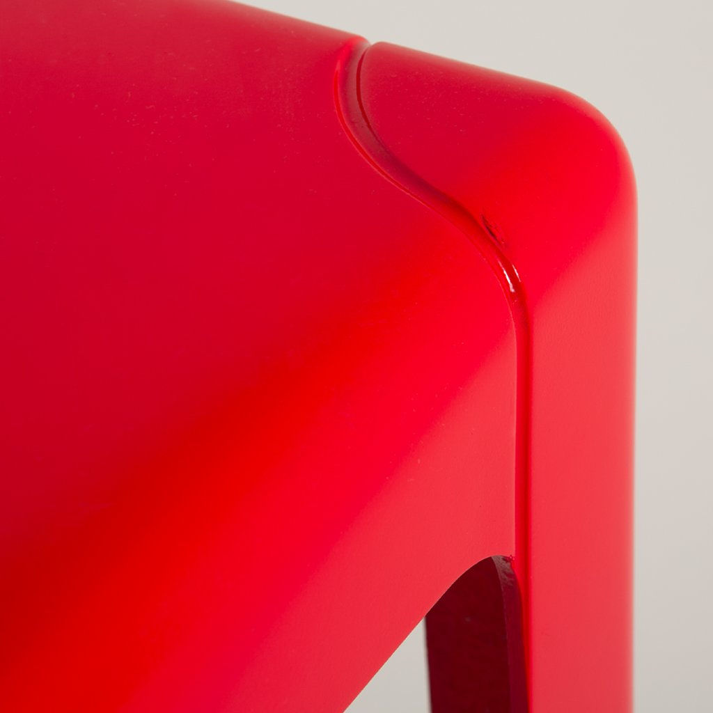 Table berthier rouge