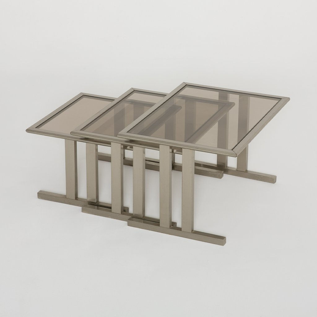 Table gigogne