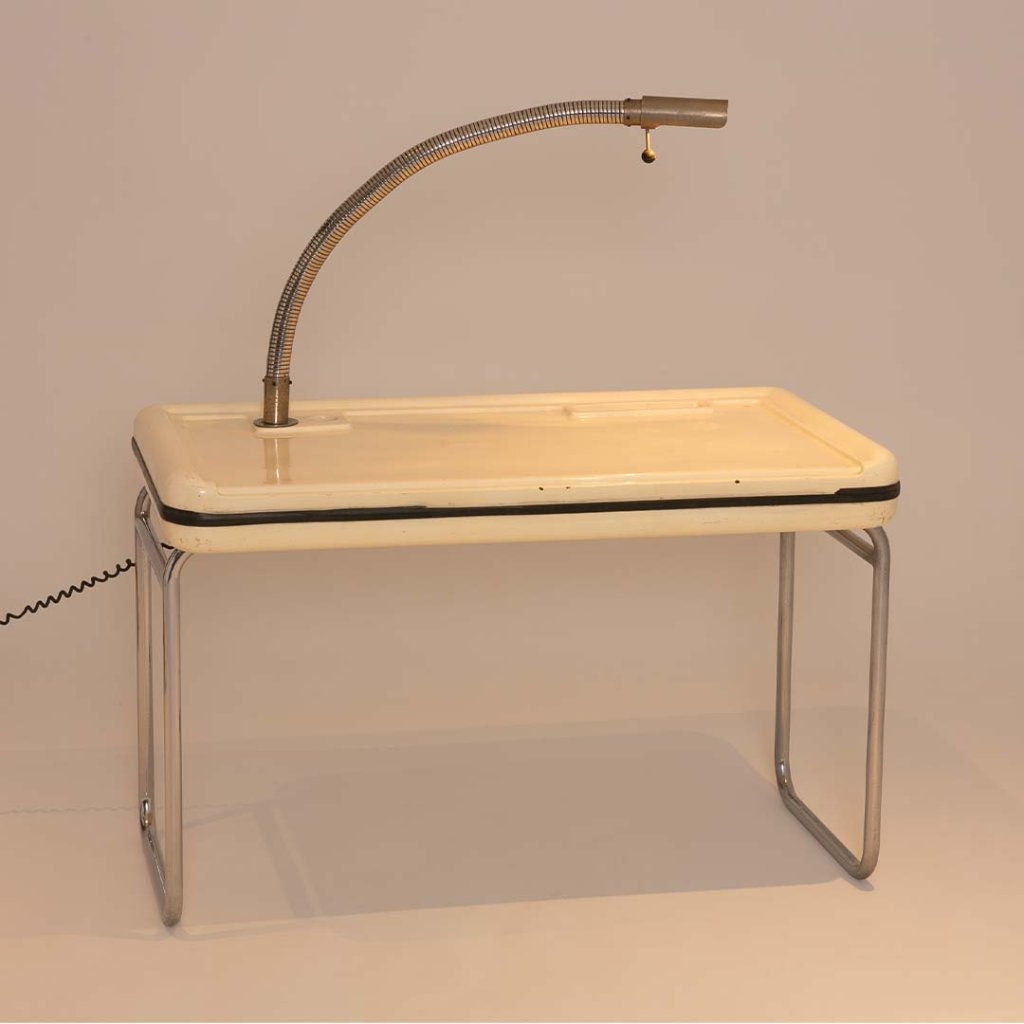 Petit bureau B 211