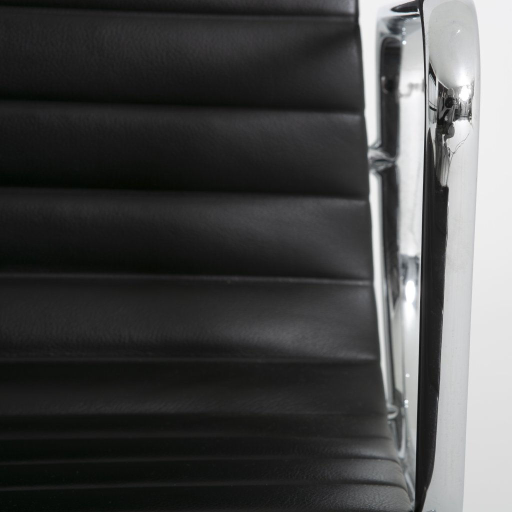 ALUMINIUM CHAIR EA