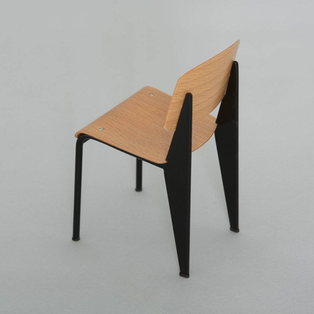Standard Chair