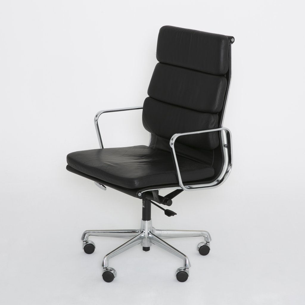 Soft Pad Chairs EA 219