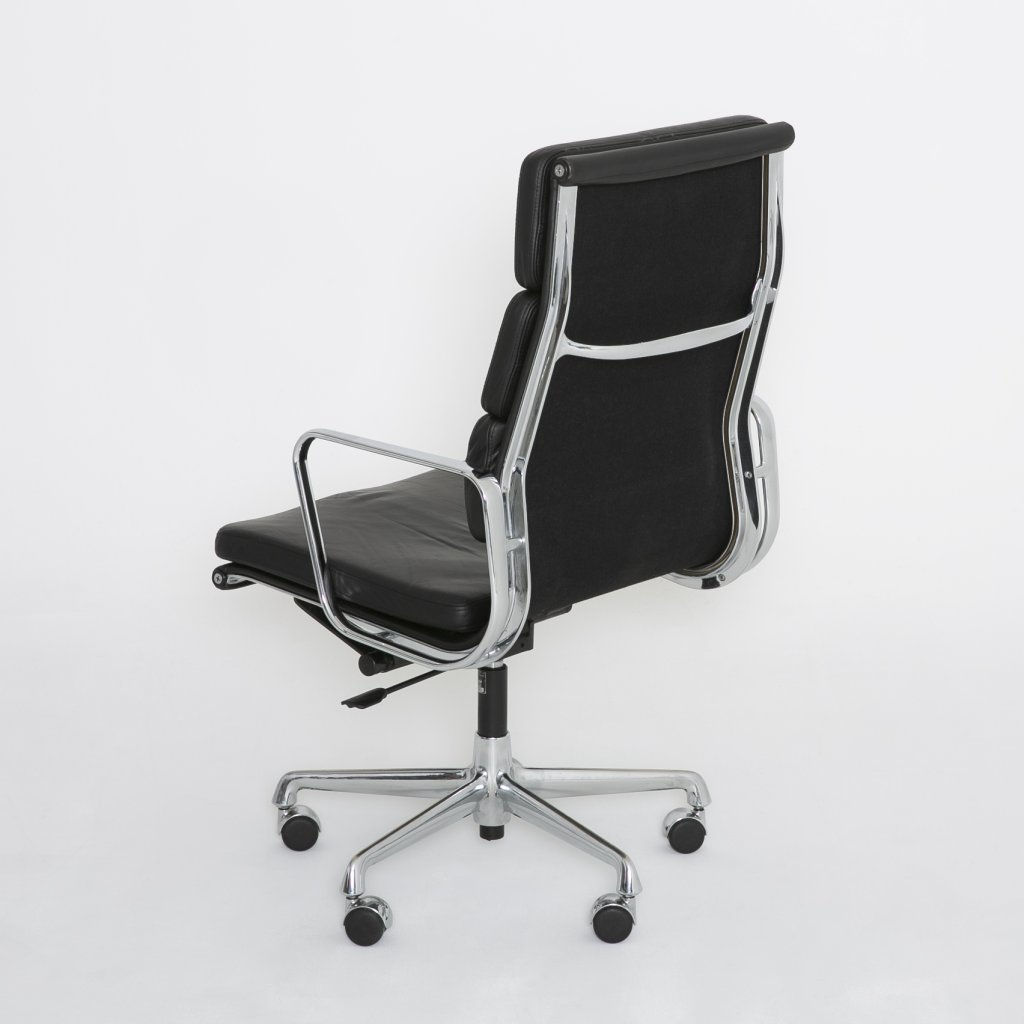 Soft Pad Chairs EA 219