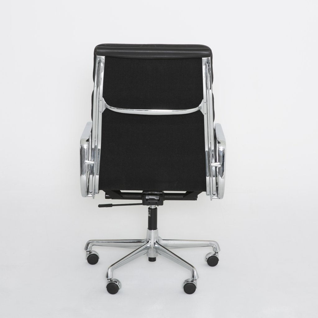 Soft Pad Chairs EA 219