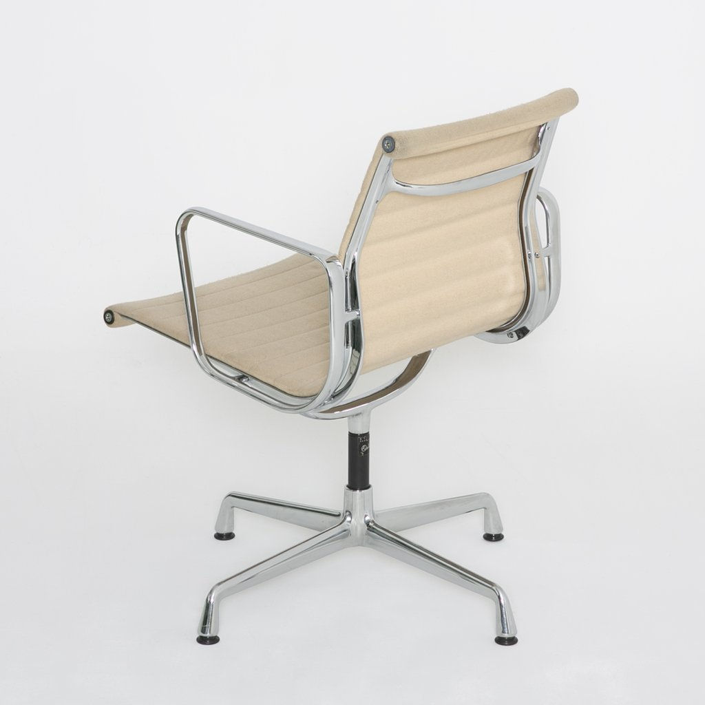ALUMINIUM CHAIR EA 104