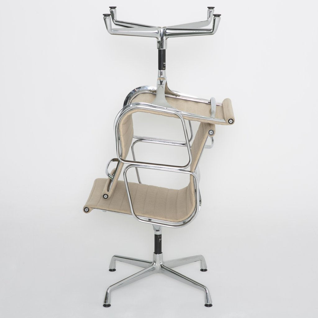 ALUMINIUM CHAIR EA 104