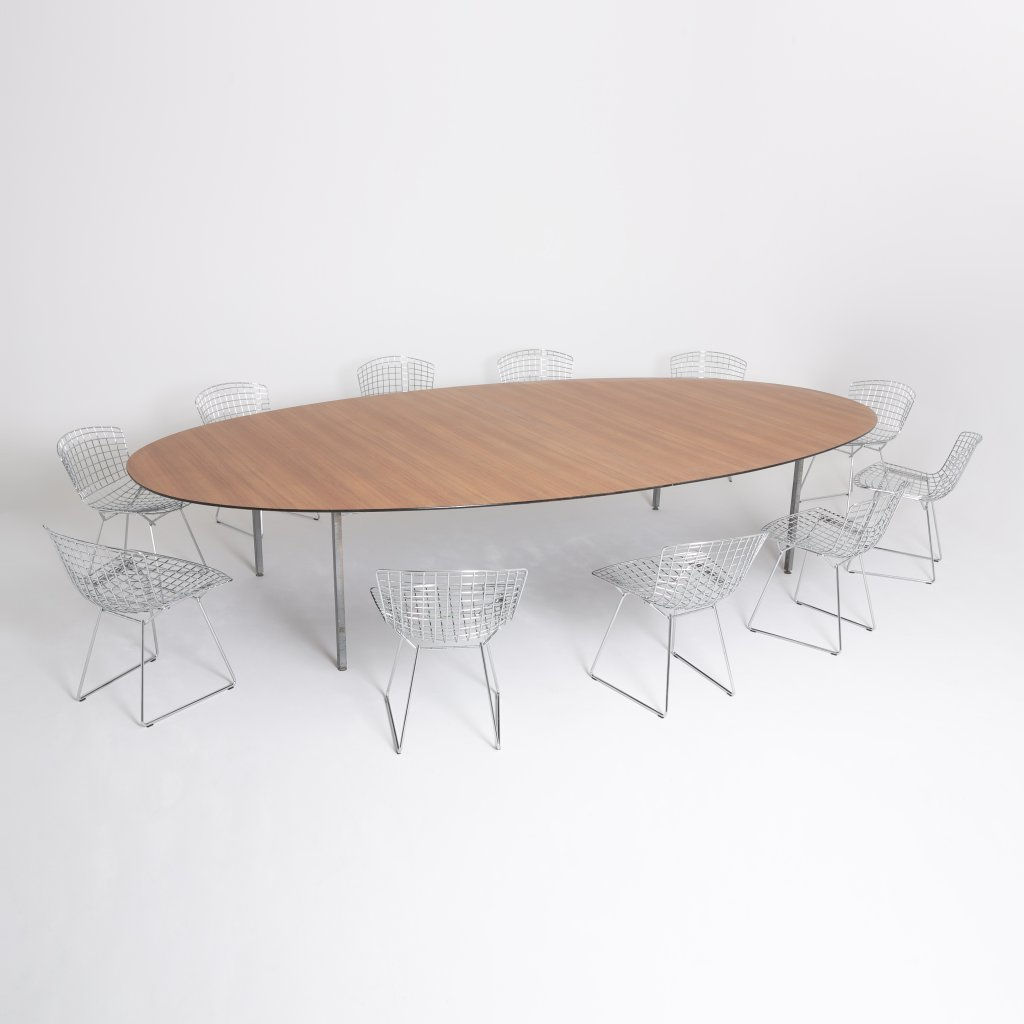 Grande table de conference