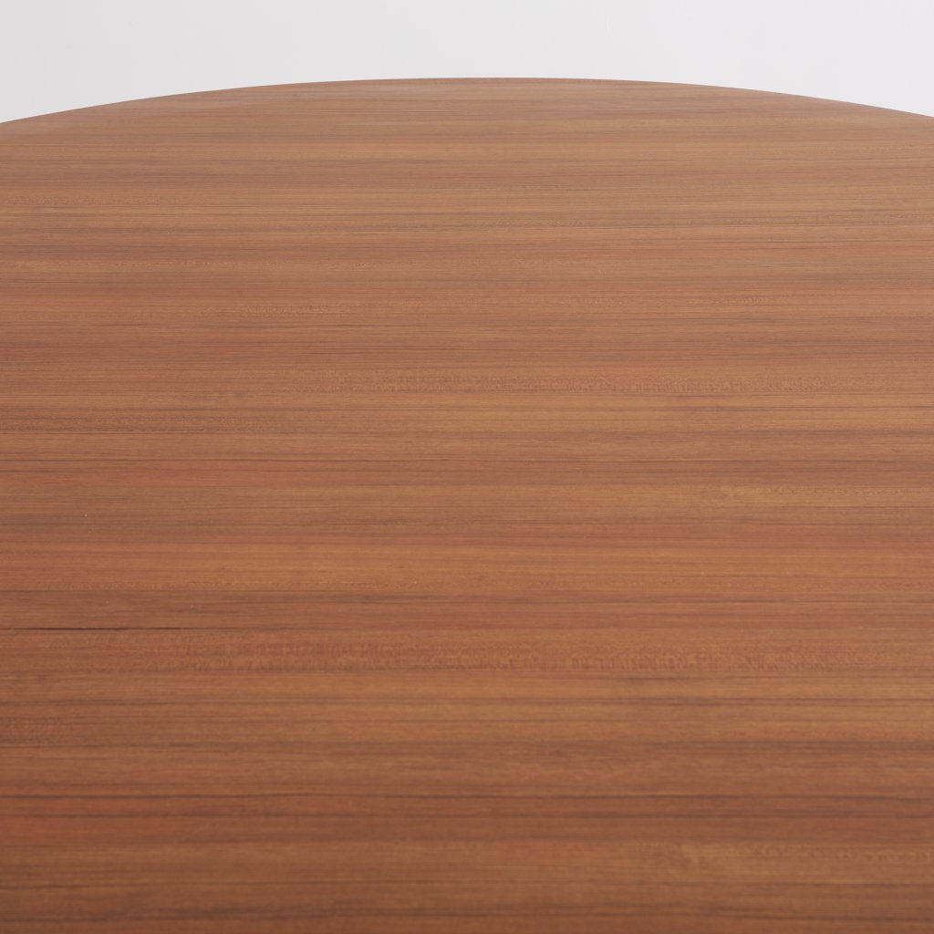 Grande table de conference