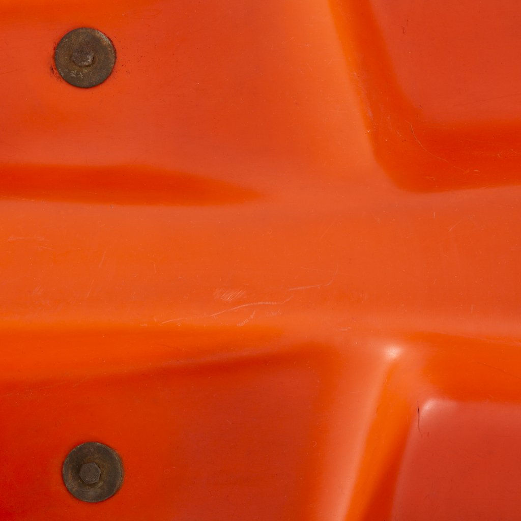 6864